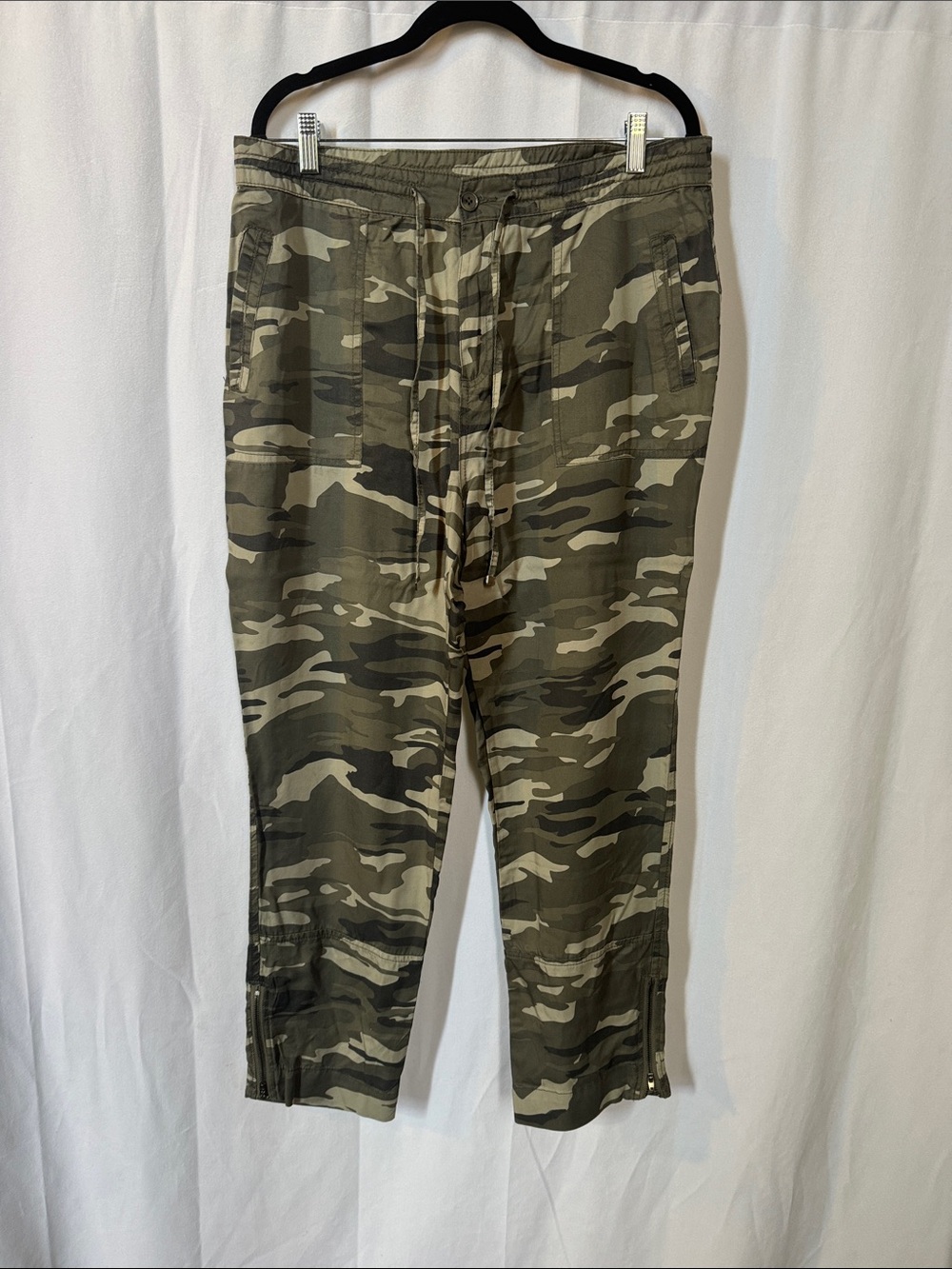 Camo Drawstring Pants - Olive Camo